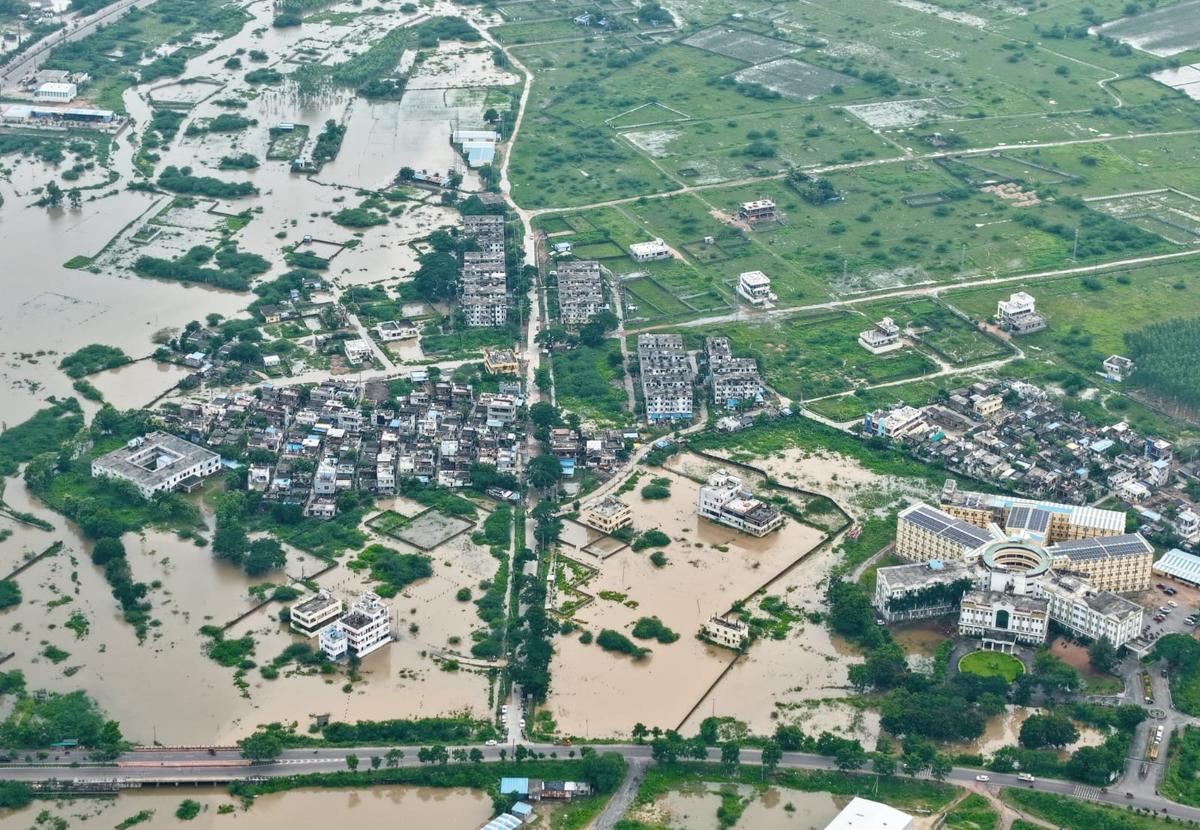 शादी के GWMC सीमा के तहत बाढ़ क्षेत्र का हवाई दृश्य 