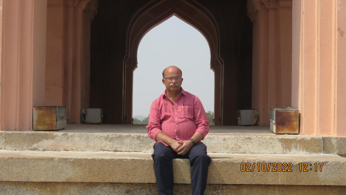 हैदराबाद में तारामती बारादरी में श्रीरामोजू हरगोपाल।