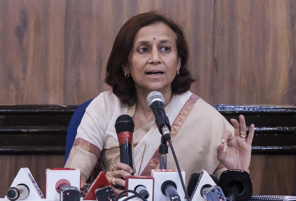 जलवायु कार्यकर्ता सोनम वांगचुक की पत्नी गीतांजलि एंगमो, नई दिल्ली, मंगलवार, 30 सितंबर, 2025 में बोल रही हैं। 