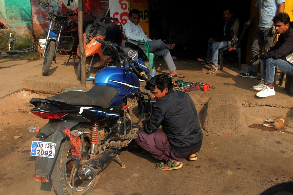  After his surrender, Lakhan has become one of the most skilled bike mechanics in Phulbani, Odisha. 