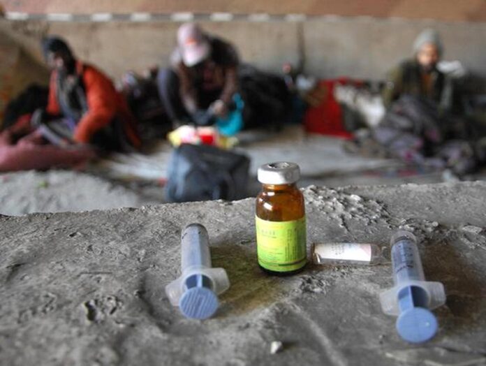 गहराई से देखें: सर्वेक्षण सामाजिक मुद्दों की जांच करेगा, जिसमें यह भी शामिल होगा कि पुलिस नशीली दवाओं का उपयोग करने वाले लोगों के साथ कैसा व्यवहार करती है। फोटो: सुशील कुमार वर्मा