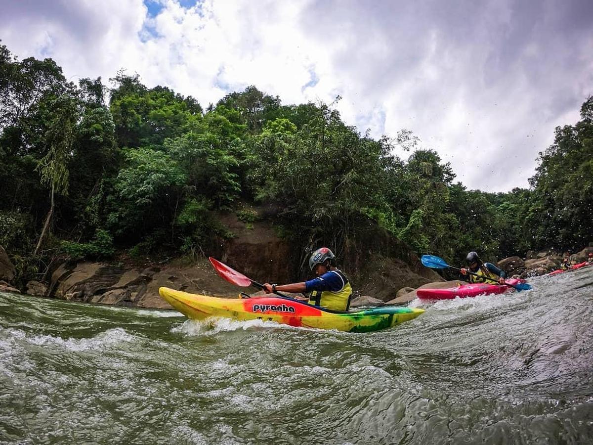 कोझिकोड में व्हाइटवाटर राफ्टिंग