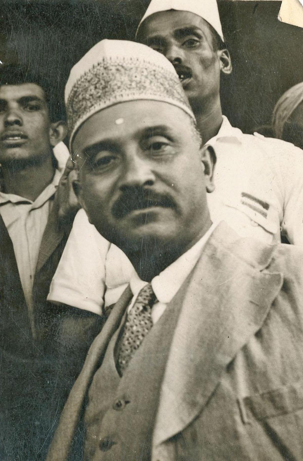 VI मुनुस्वामी पिल्लई. फ़ाइल